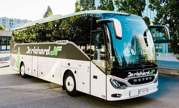 Shuttlebus zur Hochzeitslocation